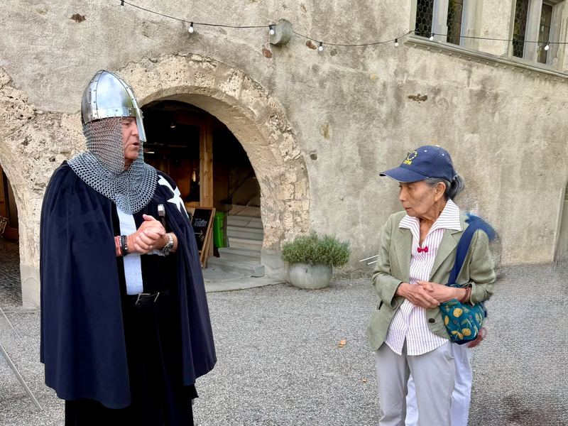 Ritter Kurt im Innenhof